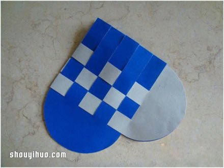 DIY簡(jiǎn)單漂亮的紙編心的方法圖解教程 -  rpnrmr.com