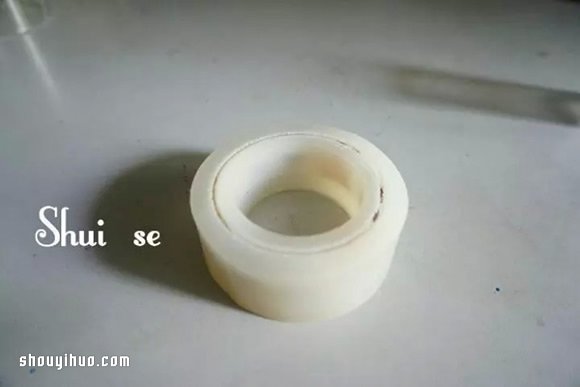 自制漂亮的水晶滴膠手鐲的過程步驟圖解 -  rpnrmr.com