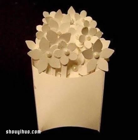 手工剪紙花DIY制作立體裝飾畫的方法教程 -  rpnrmr.com
