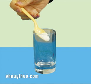 化學(xué)小實(shí)驗(yàn)：硼砂和白膠制作好玩“果凍” -  rpnrmr.com