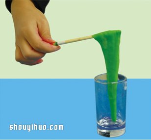化學(xué)小實(shí)驗(yàn)：硼砂和白膠制作好玩“果凍” -  rpnrmr.com