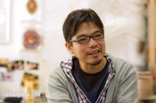 可憐小金魚被透明樹脂封存？別哭，你再仔細(xì)看 -  rpnrmr.com