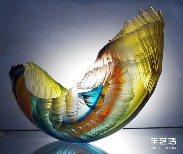 如果海浪被冰凍：玻璃雕塑呈現(xiàn)風(fēng)起云涌瞬間 -  rpnrmr.com