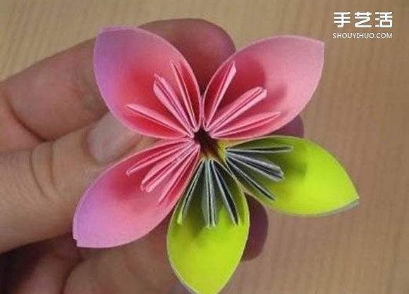 超美折紙花球的折法圖解，相對還算簡單的哦 -  rpnrmr.com
