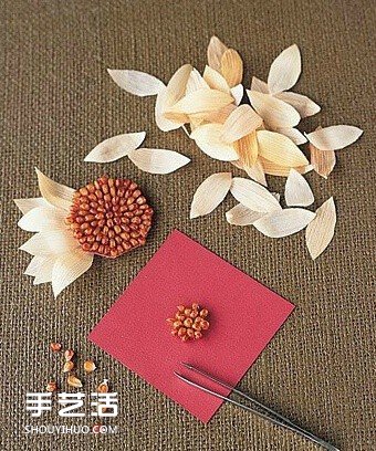 手工紙花的制作方法 與串珠結(jié)合的效果令人驚艷 -  rpnrmr.com