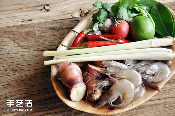 泰式冬蔭功湯的做法 泰式酸辣蝦湯的做法 -  rpnrmr.com