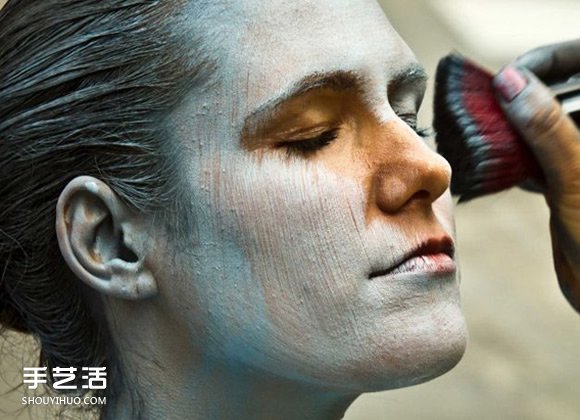 大家來找碴：創(chuàng)意人體彩繪藝術(shù)讓模特隱身 -  rpnrmr.com