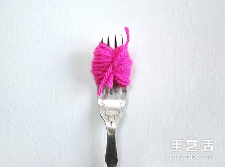 毛線球冰箱貼手工制作 簡單冰箱貼手工DIY教程 -  rpnrmr.com
