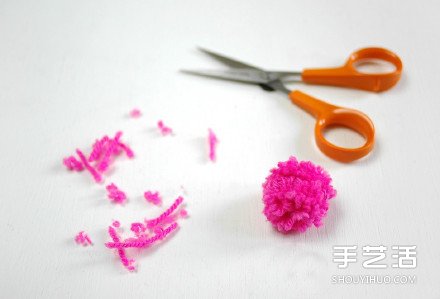 毛線球冰箱貼手工制作 簡單冰箱貼手工DIY教程 -  rpnrmr.com