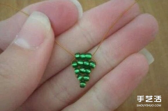 串珠玫瑰花圖解 手工串珠玫瑰花的方法步驟 -  rpnrmr.com