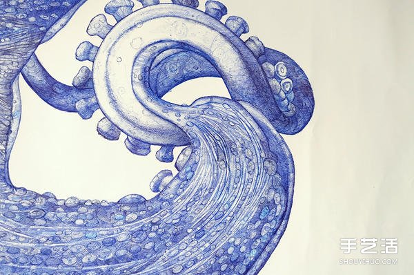 耗時(shí)一年，用圓珠筆畫出寫實(shí)霸氣的巨型章魚 -  rpnrmr.com