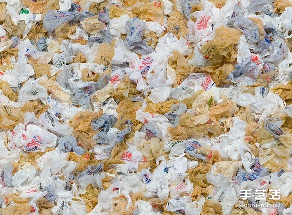 1000個(gè)塑料袋破壞地球？他們用雙手編織溫暖睡墊 -  rpnrmr.com