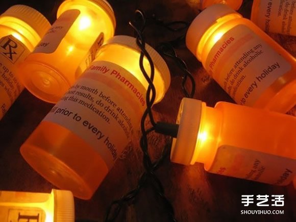 醫(yī)院里的圣誕節(jié)日裝飾 用保險套制作圣誕樹！ -  rpnrmr.com