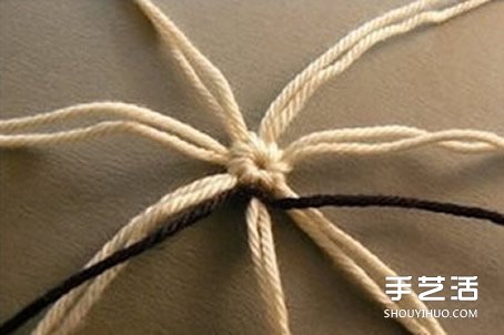 花朵杯墊的編法圖解 手工編織杯墊的方法教程 -  rpnrmr.com
