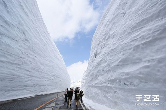 高達(dá)20米的雪墻 日本雪壁奇景震撼你的感官 -  rpnrmr.com