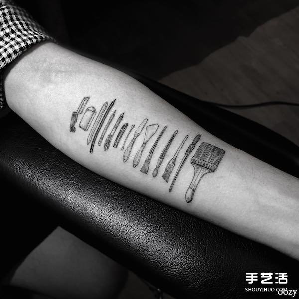 新奇又超有型：菜刀剪刀剃頭刀全成紋身圖案 -  rpnrmr.com