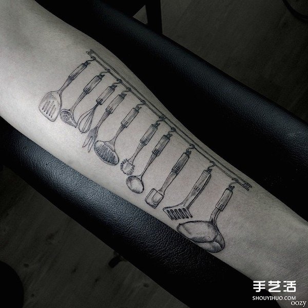 新奇又超有型：菜刀剪刀剃頭刀全成紋身圖案 -  rpnrmr.com