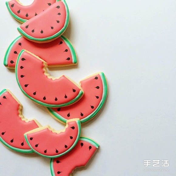 熱愛(ài)色彩與甜食的她 創(chuàng)作出夢(mèng)幻系翻糖餅干 -  rpnrmr.com