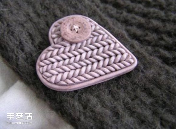 用軟陶或粘土DIY制作編織風(fēng)愛心胸針的方法 -  rpnrmr.com