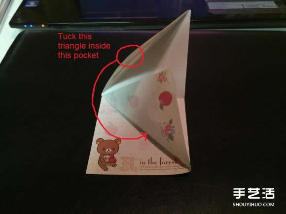 自帶夾頁功能的個(gè)性書簽的折法圖解教程 -  rpnrmr.com