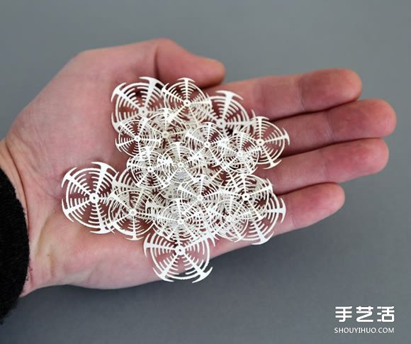 以細(xì)菌、結(jié)晶等為靈感創(chuàng)作的立體紙雕作品 -  rpnrmr.com