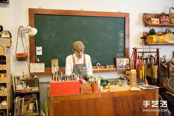 暖暖日式經(jīng)典皮革小書(shū)包DIY手工制作圖解教程 -  rpnrmr.com