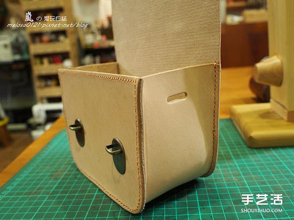 暖暖日式經(jīng)典皮革小書(shū)包DIY手工制作圖解教程 -  rpnrmr.com