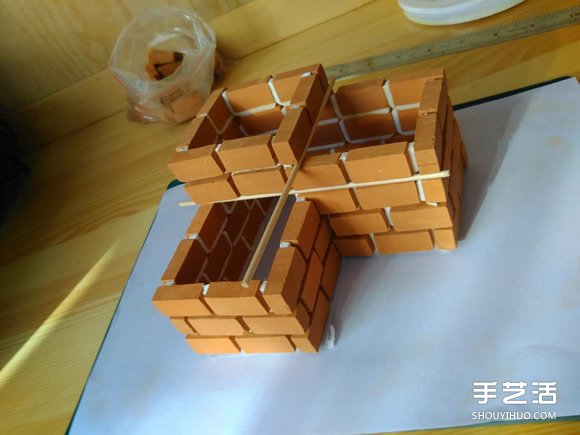 將花壇搬到桌子上！利用廢磚頭DIY制作花盆 -  rpnrmr.com