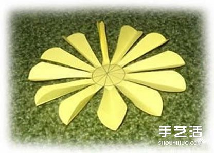紙花的做法圖解教程 手工紙花朵制作方法 -  rpnrmr.com