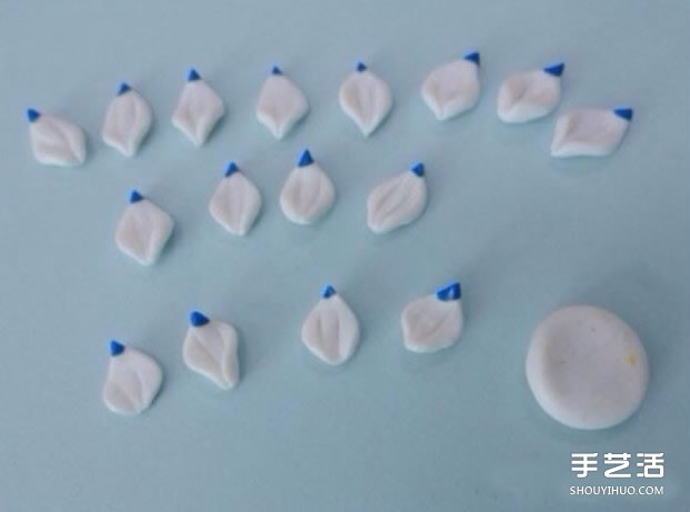 超輕粘土蓮花DIY教程 用粘土制作蓮花的過(guò)程 -  rpnrmr.com