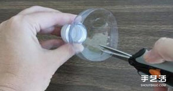 幼兒園花朵制作方法 礦泉水瓶做花朵的步驟圖 -  rpnrmr.com