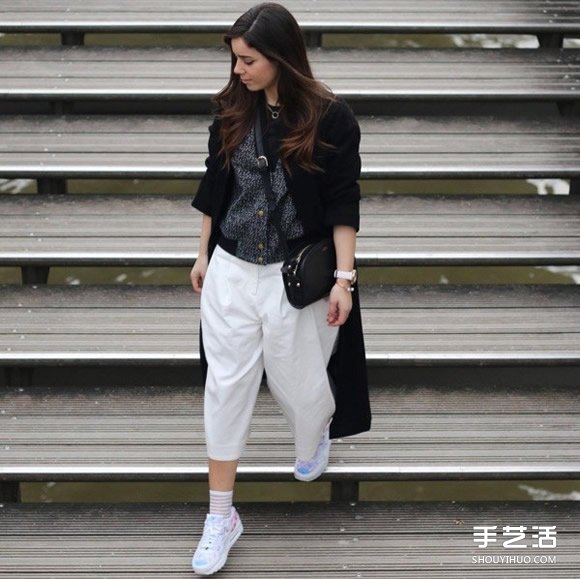 女生運(yùn)動(dòng)鞋休閑搭配 反璞歸真的最新時(shí)尚潮流 -  rpnrmr.com