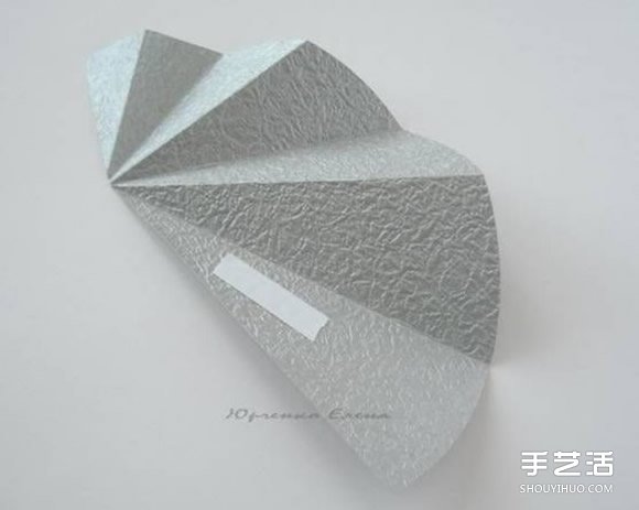 簡單圣誕樹折紙教程 賀卡裝飾圣誕樹的折法 -  rpnrmr.com