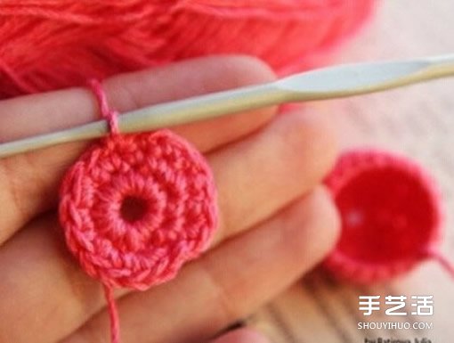 鉤針愛心圖解教程 立體愛心鉤針制作步驟圖 -  rpnrmr.com