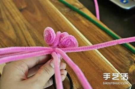 扭扭棒花朵教程圖解 DIY手工制作玫瑰花頭繩 -  rpnrmr.com