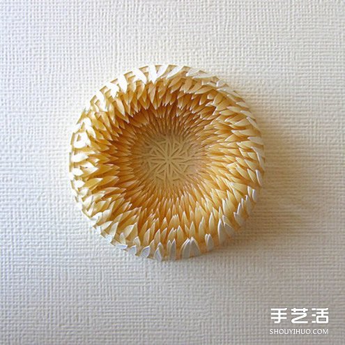 細(xì)膩紙雕作品：雕刻讓紙片擁有花一般的生命 -  rpnrmr.com
