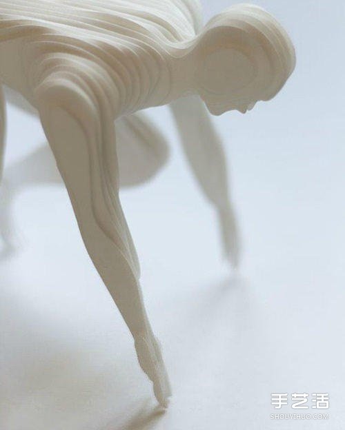 紙雕人偶：一百多張紙層層堆疊成立體紙雕作品 -  rpnrmr.com
