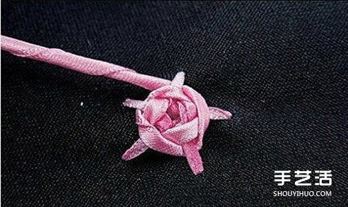 基礎(chǔ)絲帶繡教程：五角玫瑰絲帶繡針法圖解 -  rpnrmr.com