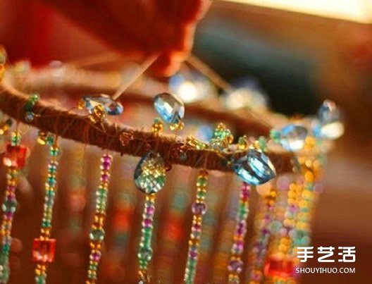 廢棄鑰匙DIY風(fēng)鈴的教程 鑰匙風(fēng)鈴串珠制作方法 -  rpnrmr.com