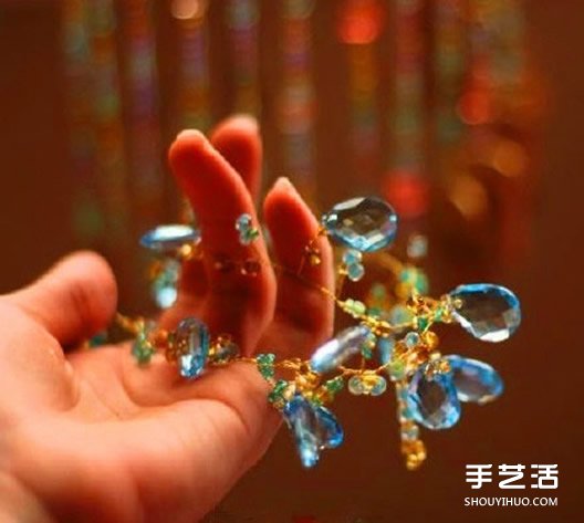 廢棄鑰匙DIY風(fēng)鈴的教程 鑰匙風(fēng)鈴串珠制作方法 -  rpnrmr.com