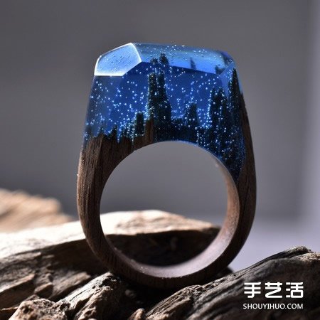 指間裝進(jìn)宇宙 超美的純手工樹脂木戒指圖片 -  rpnrmr.com