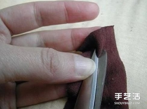 舊T恤編織地毯的方法步驟 漂亮的圓形地毯DIY -  rpnrmr.com