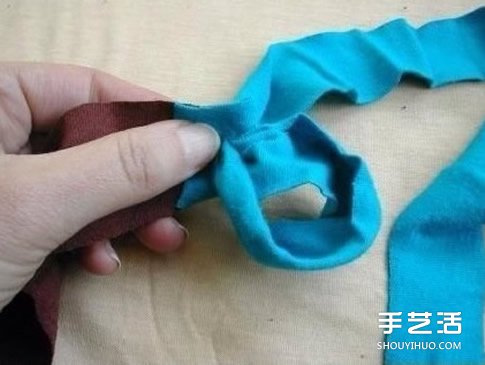 舊T恤編織地毯的方法步驟 漂亮的圓形地毯DIY -  rpnrmr.com