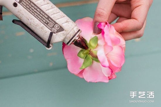 新娘鮮花花環(huán)制作方法 鮮花頭飾花環(huán)DIY教程 -  rpnrmr.com