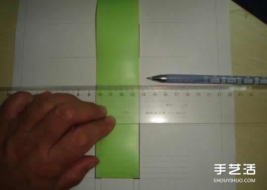 洗潔精瓶子廢物利用DIY制作迷你椅子模型 -  rpnrmr.com