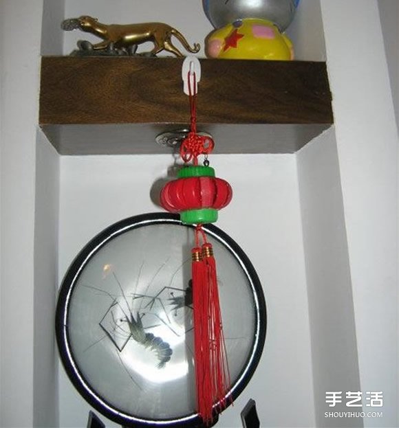 簡易瓶蓋燈籠手工制作教程 瓶蓋做燈籠的方法 -  rpnrmr.com
