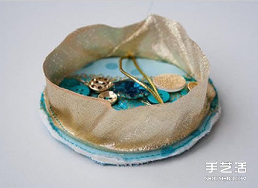 不織布掛件手工制作 圓形刺繡風(fēng)掛飾DIY圖解 -  rpnrmr.com