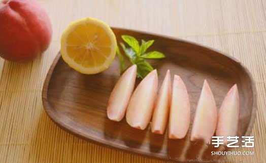 自制蜜桃冰茶的方法 簡(jiǎn)單蜜桃冰茶的做法教程 -  rpnrmr.com