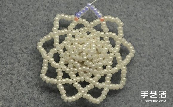 串珠胸針DIY教程 手工胸花串珠制作步驟圖解 -  rpnrmr.com