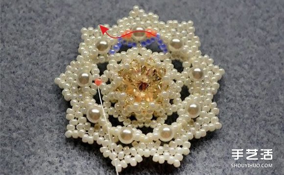 串珠胸針DIY教程 手工胸花串珠制作步驟圖解 -  rpnrmr.com